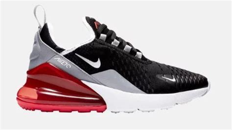 allah onder nike schoen|Nike faces Muslim backlash after sole design resembles Arabic .